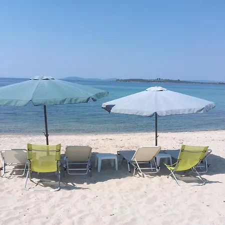Amazing Beachfront Maison Semesterbostad *